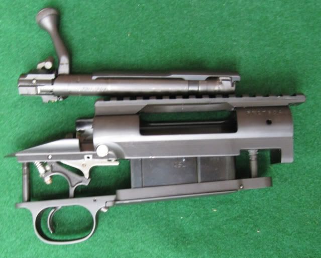 Model 70 bottom metal 1 or 2 piece and why?